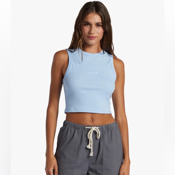 Roxy Tops - Roxy sleeveless crop top. Size S. GUC.